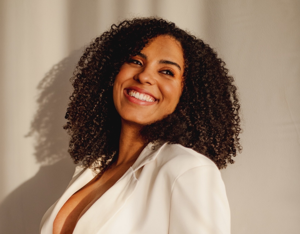 Tayná Oliveira Gomes